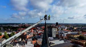 Lastbillift fra Slagelse Liftudlejning på opgave i Odense