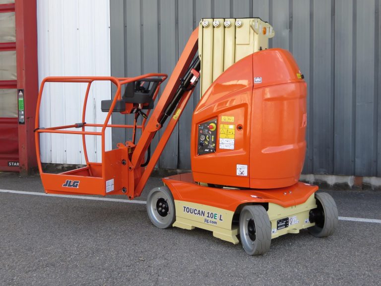 JLG Toucan 10E-l på arbejde