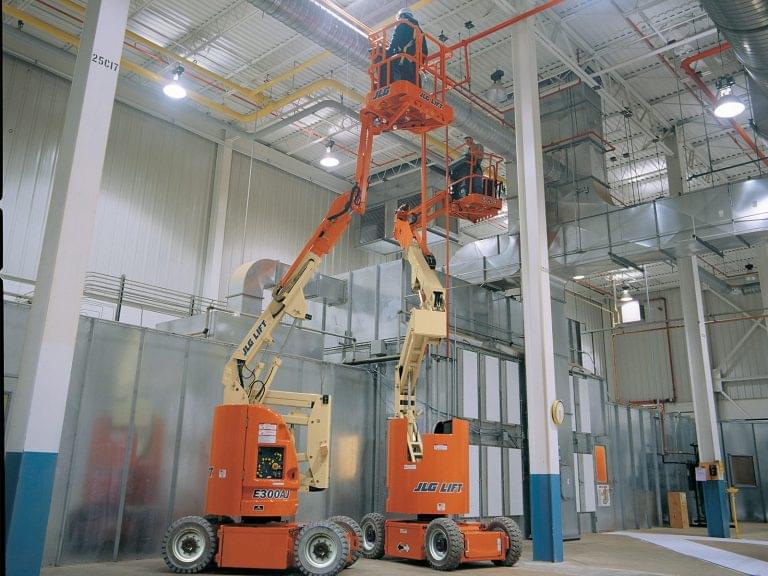 Bomlift 11,2 m JLG E300 AJPn